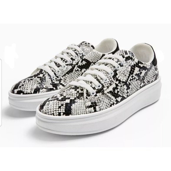 Topshop Shoes - TOPSHOP CUBA Black Snake Lace Up Sneakers Size 6